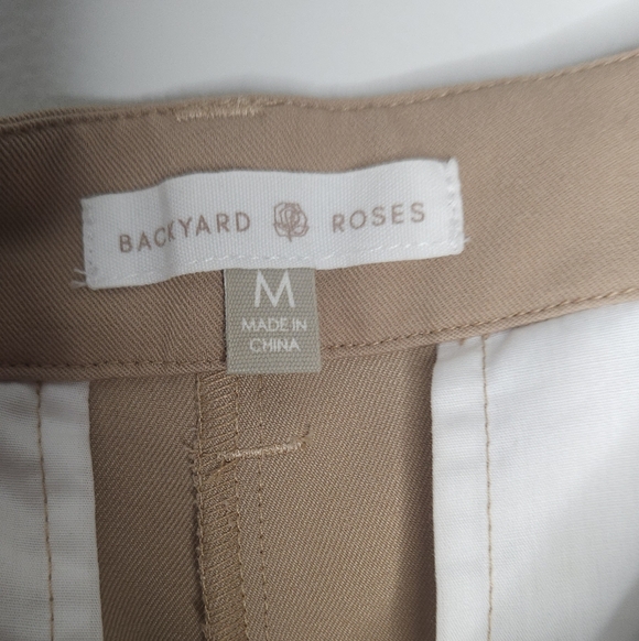 Backyard Roses Tan Trousers - Picture 4 of 5